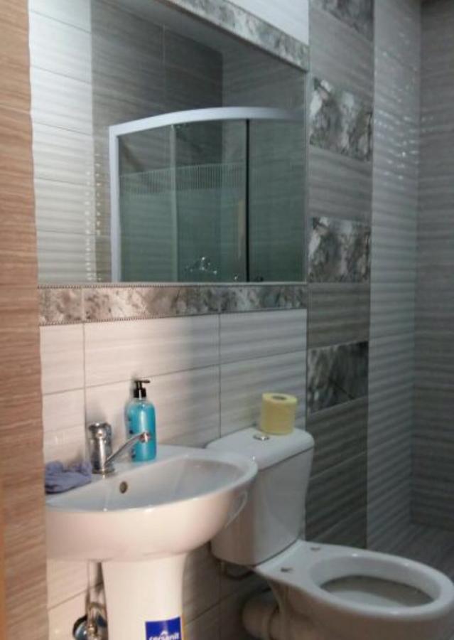 Uzh Apartments Uzhhorod Bagian luar foto