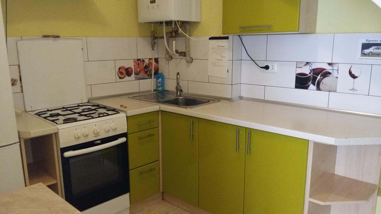 Uzh Apartments Uzhhorod Bagian luar foto