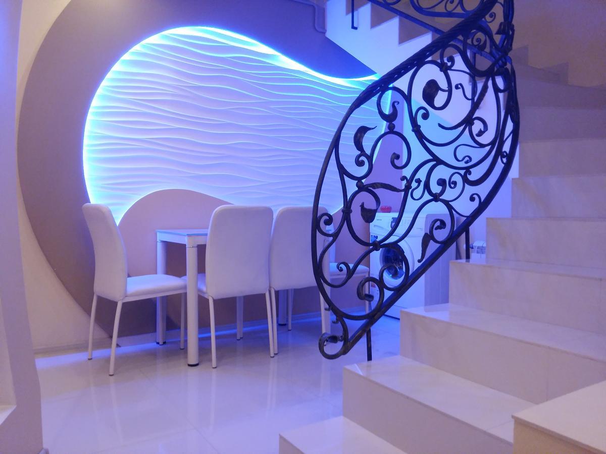 Uzh Apartments Uzhhorod Bagian luar foto